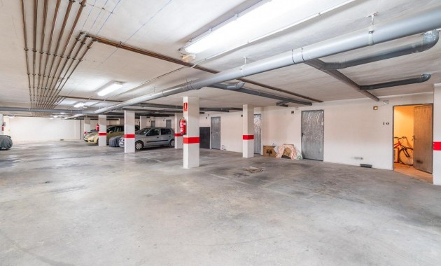 Resale - Flat -
Algorfa