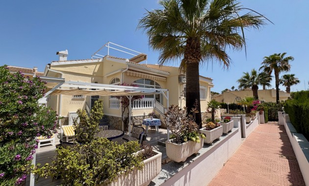 Resale - Adosado -
Ciudad Quesada - Rojales