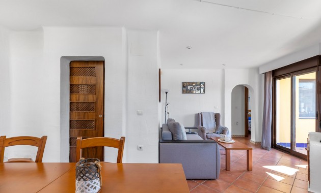 Resale - Wohnung -
Torrevieja - Los altos