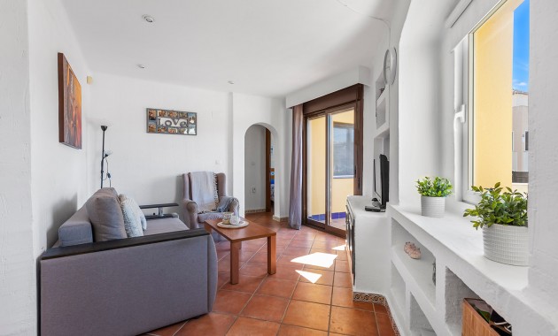 Resale - Wohnung -
Torrevieja - Los altos