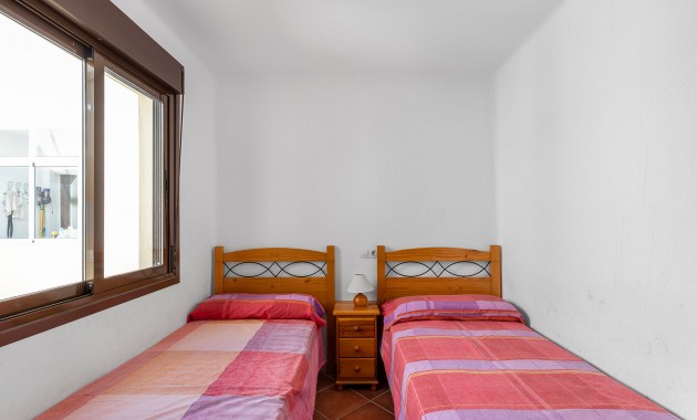 Resale - Wohnung -
Torrevieja - Los altos