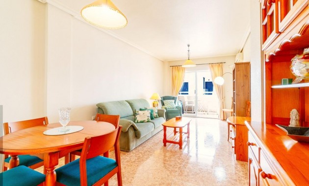 Resale - Wohnung -
Torrevieja - Centro
