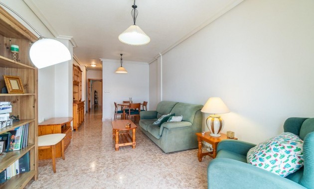 Resale - Wohnung -
Torrevieja - Centro