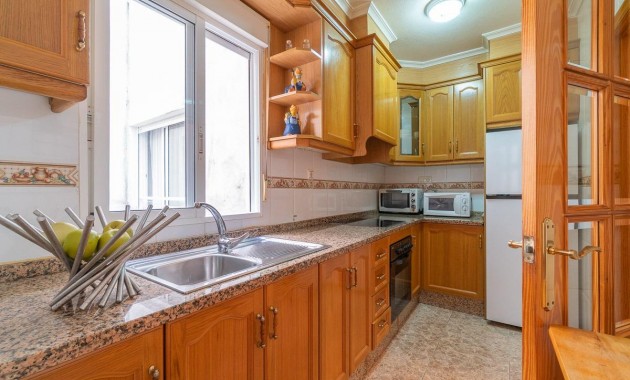 Resale - Wohnung -
Torrevieja - Centro