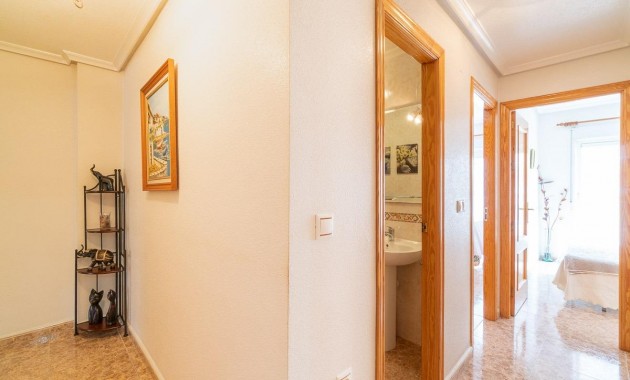 Resale - Wohnung -
Torrevieja - Centro