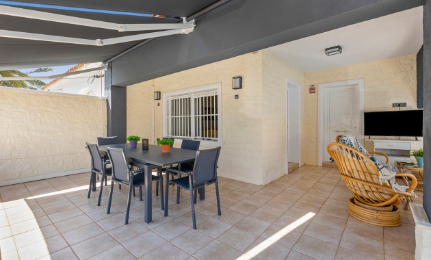 Resale - Villa -
Torrevieja - Rocio del mar