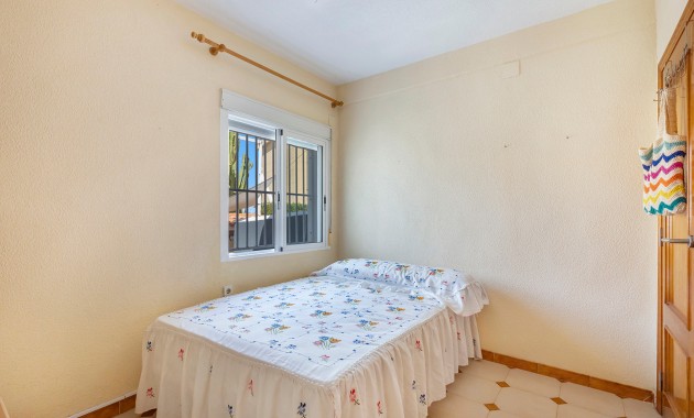 Resale - Villa -
Torrevieja - Rocio del mar