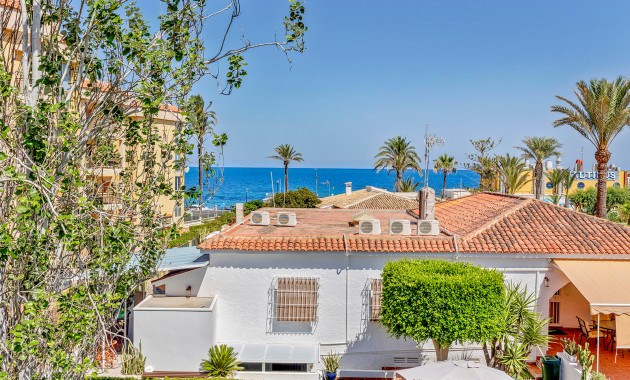 Resale - Villa -
Torrevieja - Rocio del mar