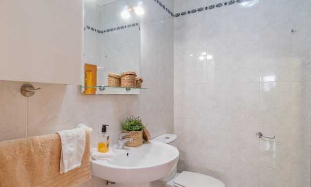 Sale - Chalet -
Orihuela Costa - Playa Flamenca