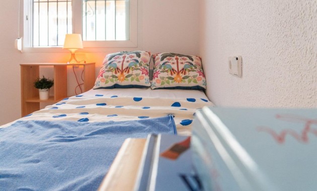 Sale - Chalet -
Orihuela Costa - Playa Flamenca