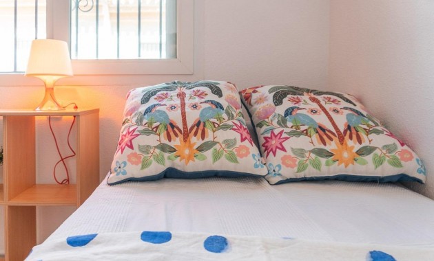 Sale - Chalet -
Orihuela Costa - Playa Flamenca