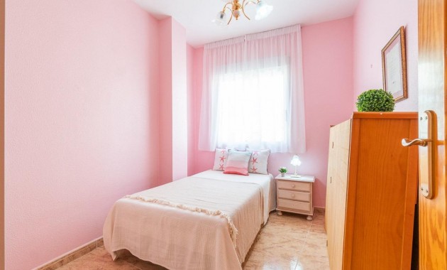 Venta - Flat -
Torrevieja - Centro
