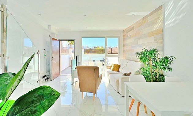 Resale - Townhouse -
Torrevieja - Los balcones