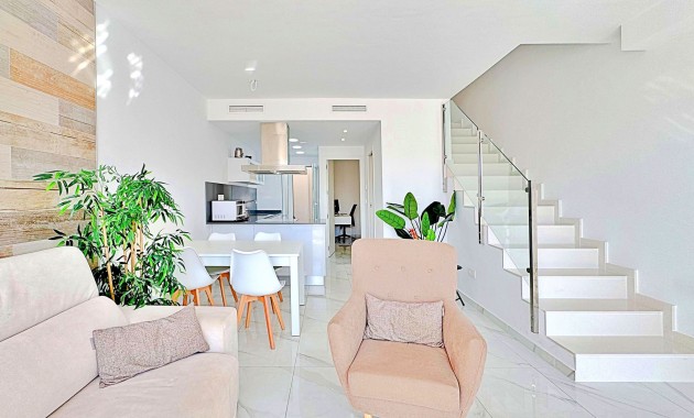 Resale - Townhouse -
Torrevieja - Los balcones