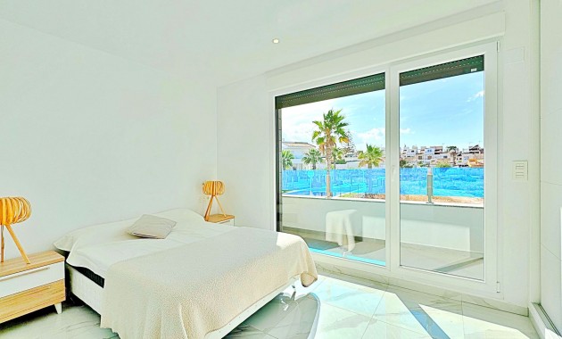 Resale - Townhouse -
Torrevieja - Los balcones