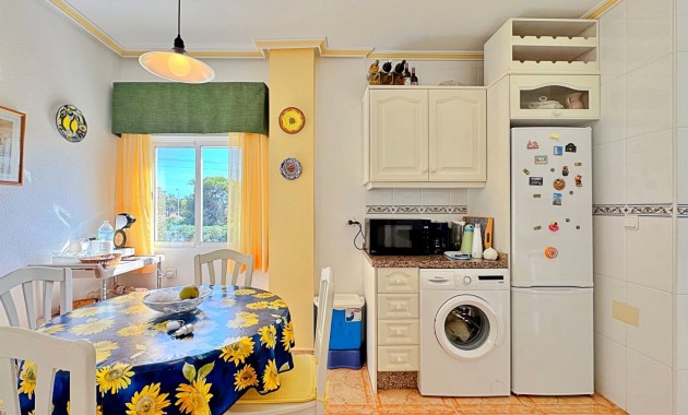 Resale - Wohnung -
Orihuela Costa - La Zenia