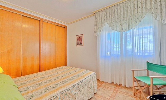 Resale - Wohnung -
Orihuela Costa - La Zenia