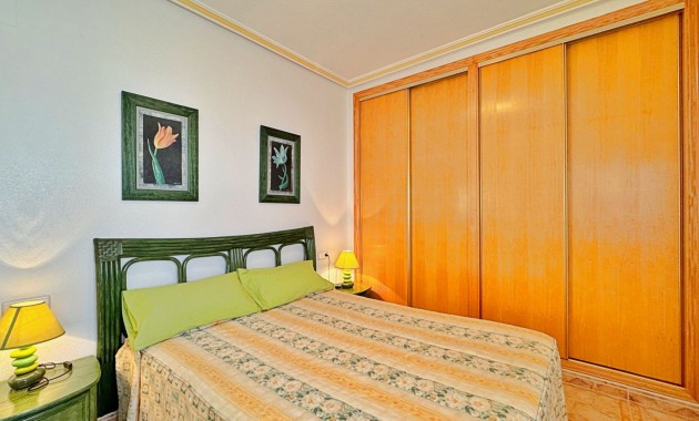 Resale - Wohnung -
Orihuela Costa - La Zenia
