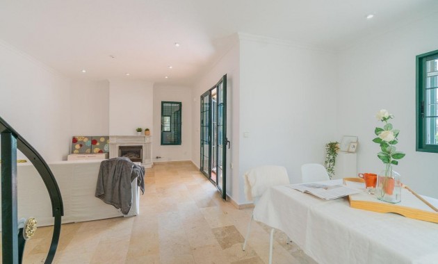 Resale - Villa -
Orihuela Costa - Villamartín-Las Filipinas