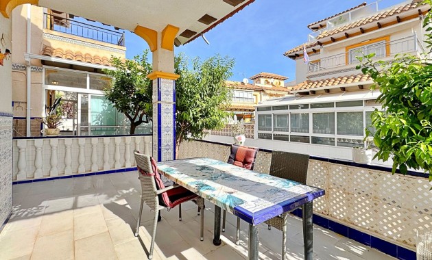 Resale - Townhouse -
Orihuela Costa - La Campana