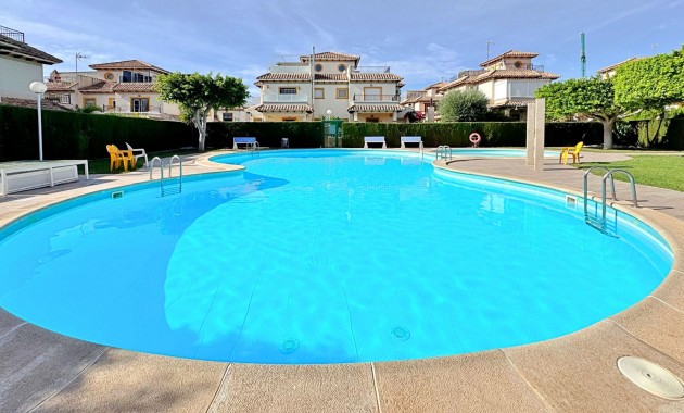 Resale - Townhouse -
Orihuela Costa - La Campana