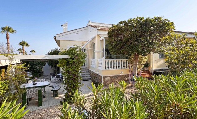 Resale - Adosado -
Rojales - Ciudad Quesada