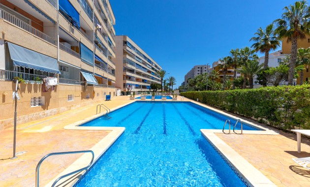 Resale - Wohnung -
Torrevieja - Rocio del mar