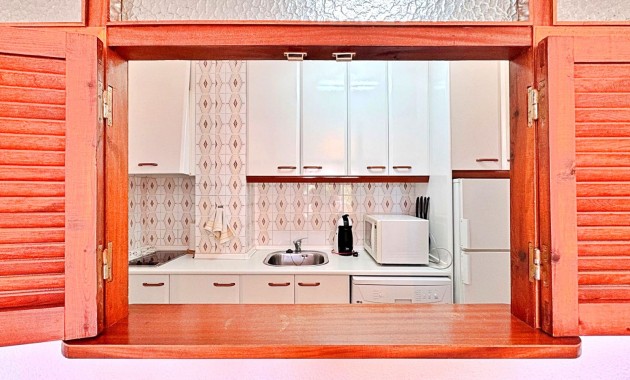 Resale - Wohnung -
Torrevieja - Rocio del mar