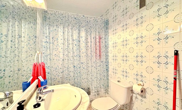 Resale - Wohnung -
Torrevieja - Rocio del mar