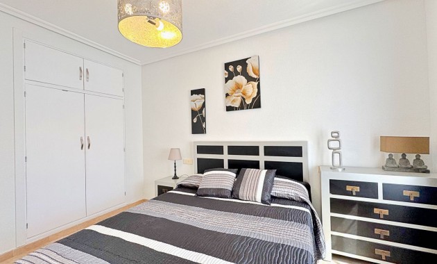 Resale - Wohnung -
Torrevieja - Rocio del mar