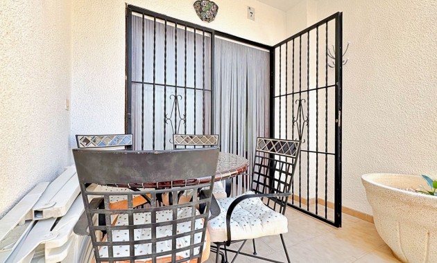 Resale - Wohnung -
Torrevieja - Rocio del mar