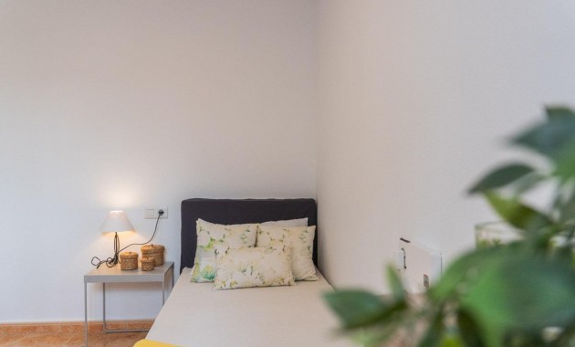 Resale - Terraced house -
Torrevieja - El limonar