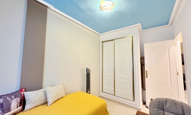 Resale - Adosado -
Orihuela - Villamartin