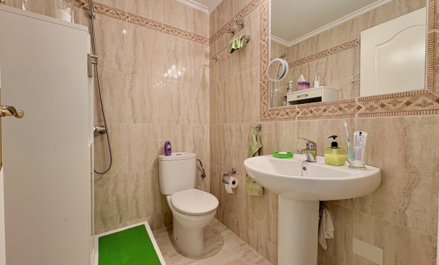 Resale - Adosado -
Orihuela - Villamartin