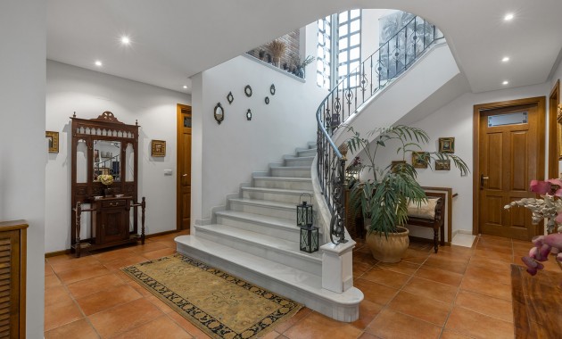 Resale - Villa -
Torrevieja - La Veleta