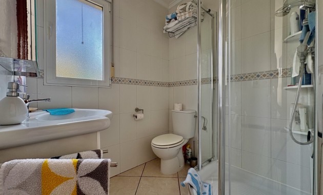 Resale - Villa -
Orihuela Costa - La Zenia