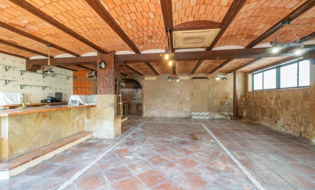 Resale - Villa -
Torrevieja - Los altos