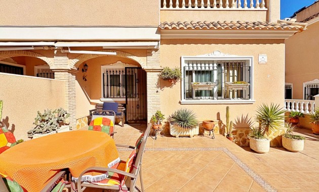 Resale - Townhouse -
Orihuela Costa - Villamartin