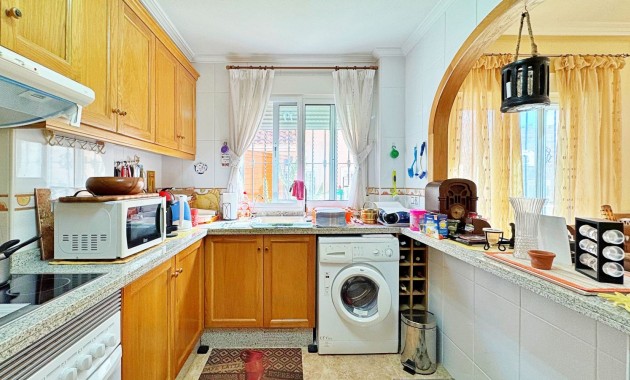 Resale - Townhouse -
Orihuela Costa - Villamartin