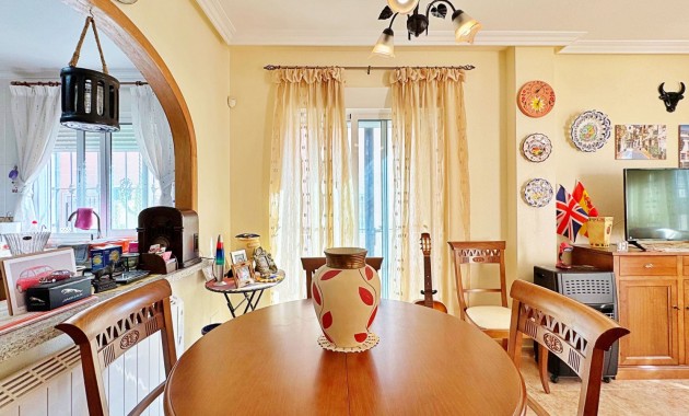 Resale - Townhouse -
Orihuela Costa - Villamartin