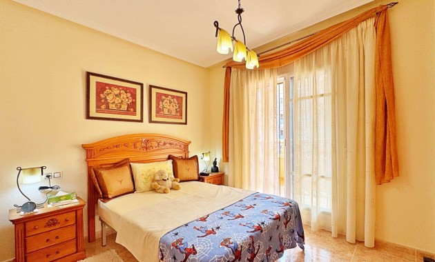 Resale - Townhouse -
Orihuela Costa - Villamartin