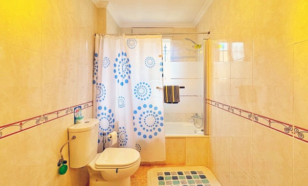 Resale - Townhouse -
Orihuela Costa - Villamartin