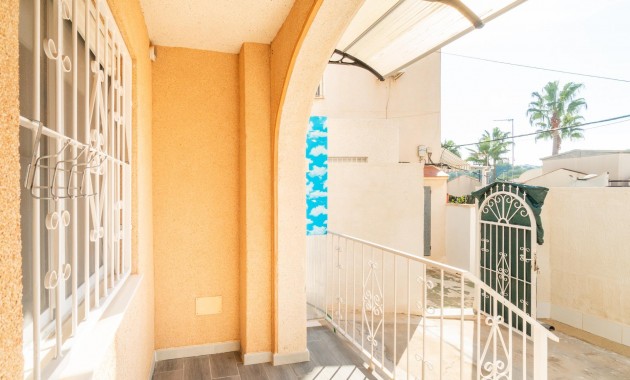 Resale - Bungalow -
Torrevieja - Los balcones