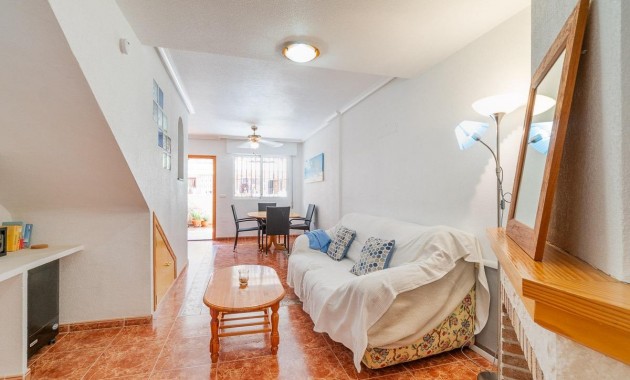 Resale - Terraced house -
Orihuela Costa - Playa Flamenca