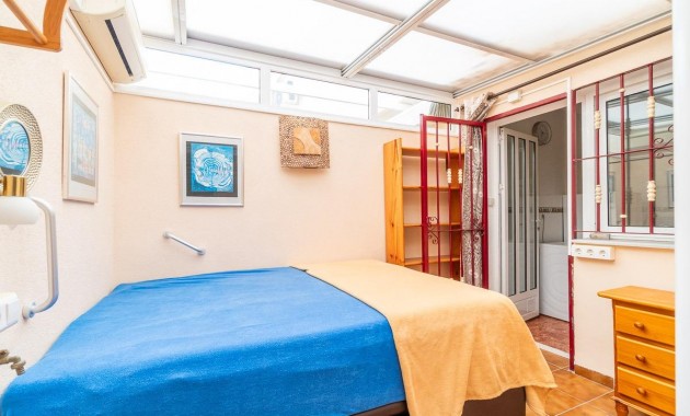 Resale - Terraced house -
Orihuela Costa - Playa Flamenca