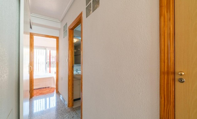 Resale - Terraced house -
Orihuela Costa - Playa Flamenca