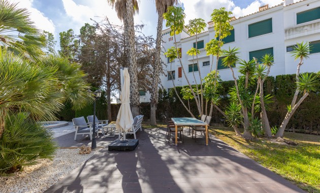 Venta - Villa -
Orihuela Costa - Las Filipinas