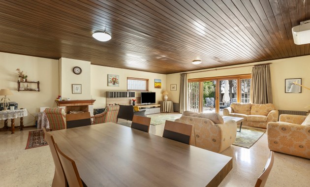 Venta - Villa -
Orihuela Costa - Las Filipinas