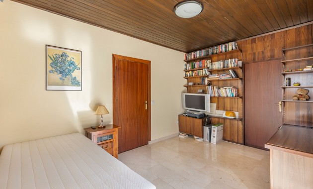 Venta - Villa -
Orihuela Costa - Las Filipinas