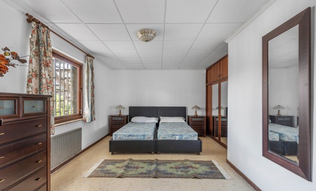 Venta - Villa -
Orihuela Costa - Las Filipinas